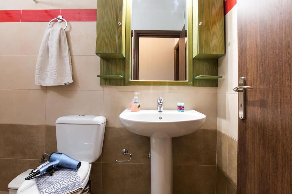 Nikis Apartments Kisamos Dhrapaniás Exteriör bild